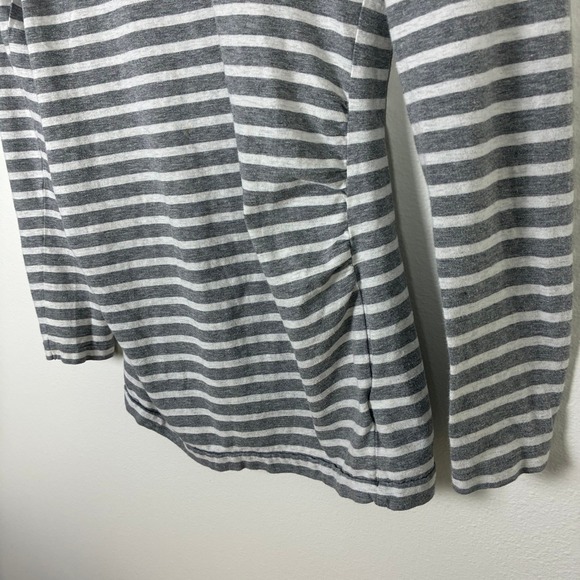 Gap Maternity XS Long Sleeve Striped Gray White Fitted Comfort Top Pregnancy - Picture 2 of 5